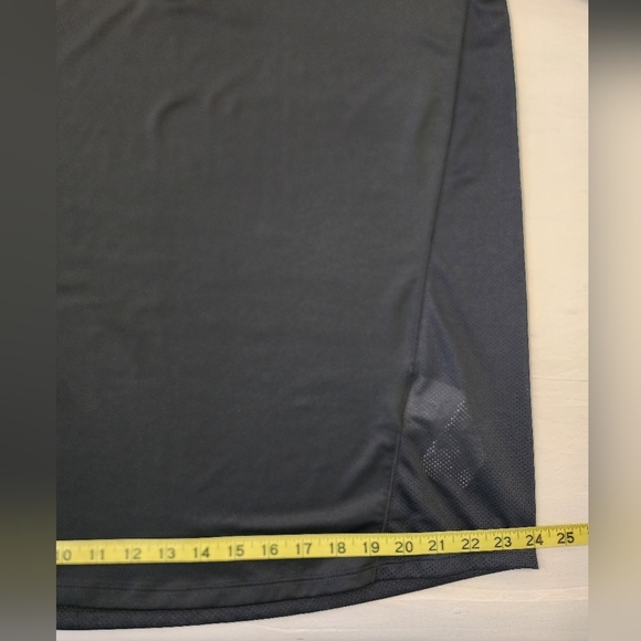 Under Armour Men's Black Long Sleeve Quarter-Zip Front Shirt Side Vents, sz 2XL - Picture 6 of 14